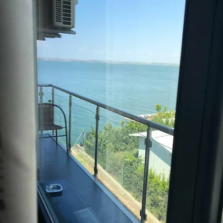 Apartment Lakeview Mamaia
