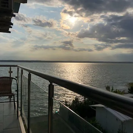 Apartment Lakeview *