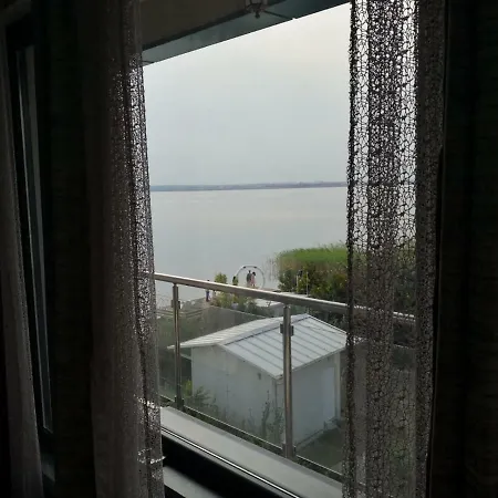 Lakeview Apartmán *